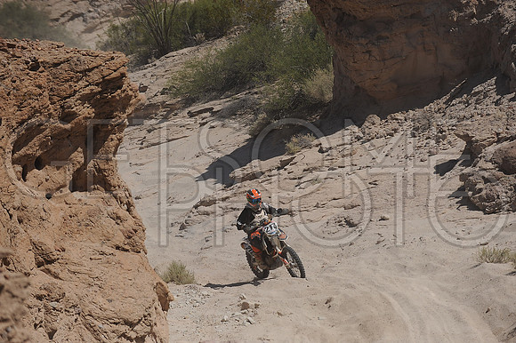 217x_17SF250_GETSOMEphoto_94757