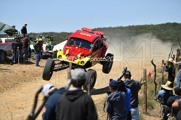 20_050422_MX1K_GETSOMEphoto_041664