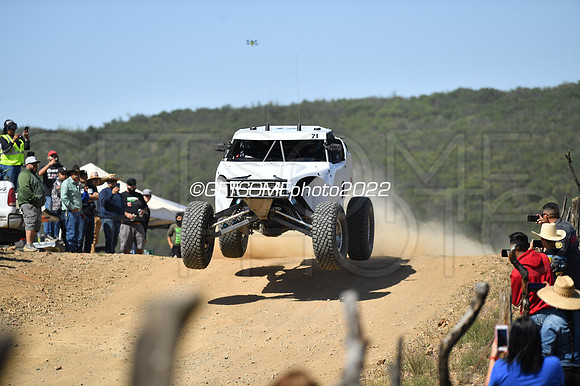 21_050422_MX1K_GETSOMEphoto_041499