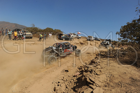 2903_010619_19B400_GetSomePhoto_064457