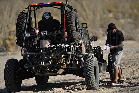 22_050422_MX1K_GETSOMEphoto_041302
