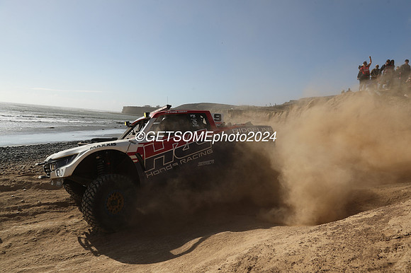 9_111524_BAJA1000_GETSOMEPHOTO_0062884