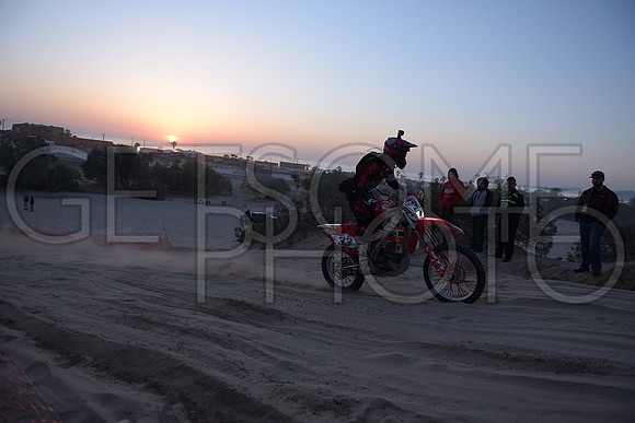 33x_17SF250_GETSOMEphoto_94005