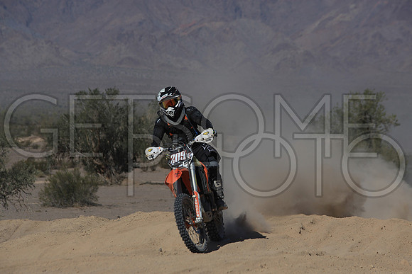 209x_17SF250_GETSOMEphoto_94480