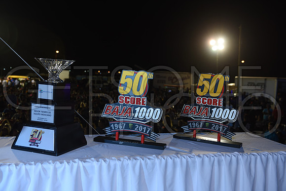 Awards_17B1000_getsomephoto_128906