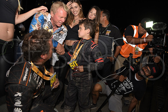 Awards_17B1000_getsomephoto_128931