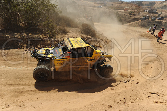 2904_010619_19B400_GetSomePhoto_064449