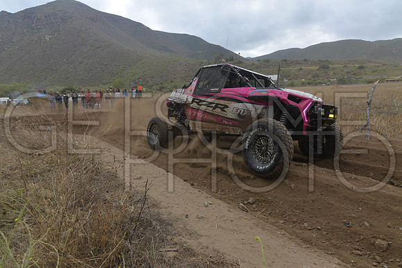 1954_010619_19B500_GetSomePhoto_052179