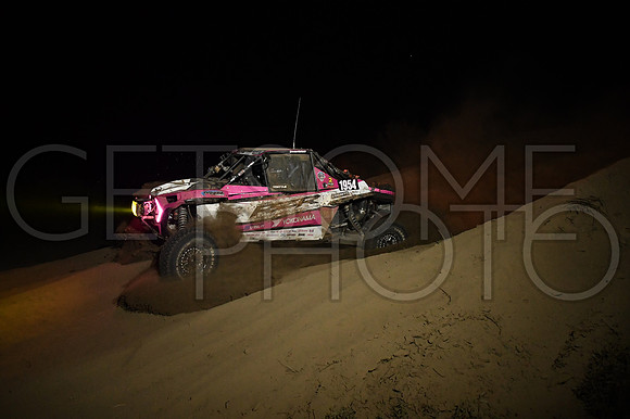 1954_010619_19B500_GetSomePhoto_052505