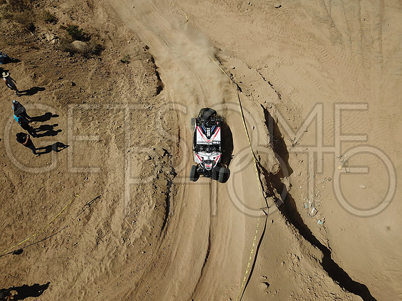 1851_010619_19B400_GetSomePhoto_064332