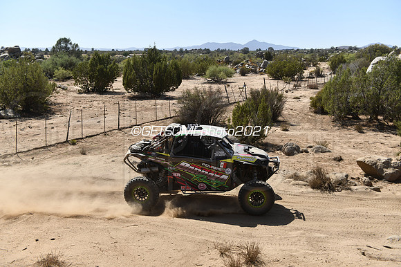 1879_091821_21B400_GETSOMEphoto_029994