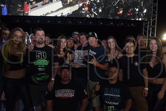 Awards_17B1000_getsomephoto_128967