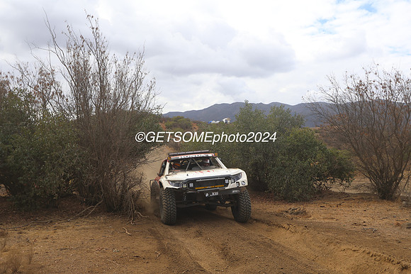 9_111524_BAJA1000_GETSOMEPHOTO_0072653