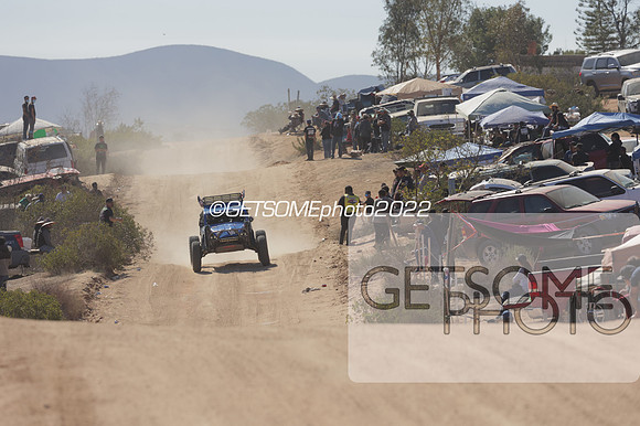 504_111822_B1K_GETSOMEphoto_080837