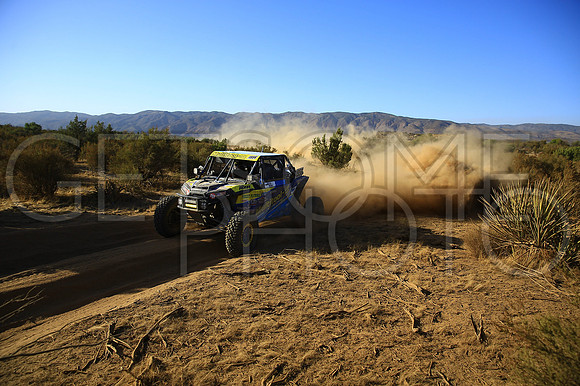 1956_010619_19B400_GetSomePhoto_064250