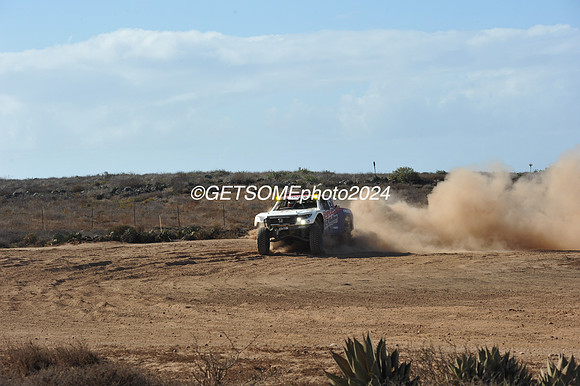 9_111524_BAJA1000_GETSOMEPHOTO_0073097