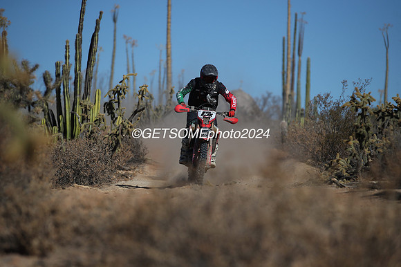 13x_111624_getsomephoto_129159