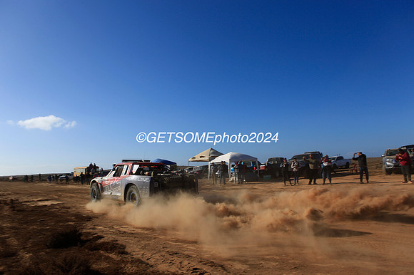 9_111524_BAJA1000_GETSOMEPHOTO_0065053