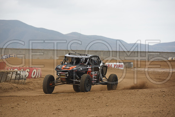 2903_010619_19B500_GetSomePhoto_051894