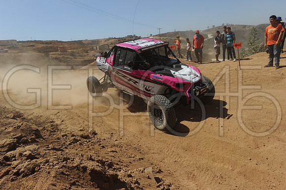 1954_010619_19B400_GetSomePhoto_064535