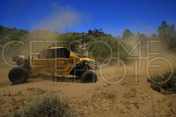 2904_010619_19B500_GetSomePhoto_051952