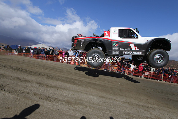 1L_111524_BAJA1000_GETSOMEPHOTO_0065502
