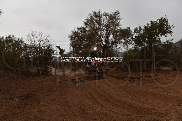 1X_111623_B1K_GETSOMEPHOTO_235513