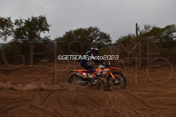 1X_111623_B1K_GETSOMEPHOTO_235519