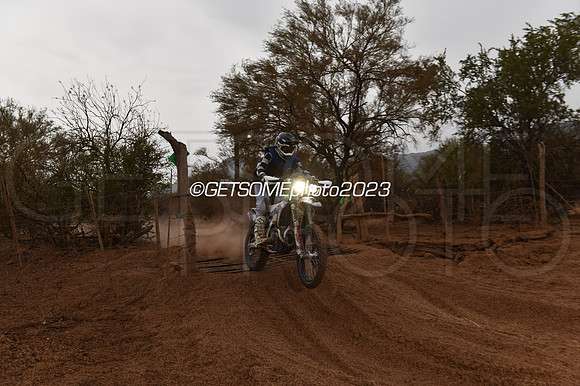 3X_111623_B1K_GETSOMEPHOTO_235527