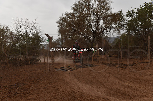7X_111623_B1K_GETSOMEPHOTO_235551