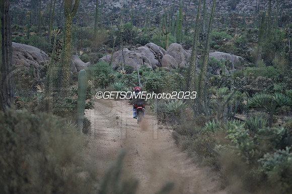 7x_111623_Baja1000_GETSOMEPHOTO_050503