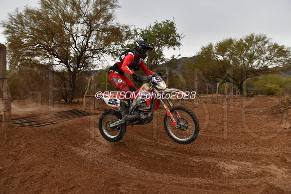 9X_111623_B1K_GETSOMEPHOTO_235608
