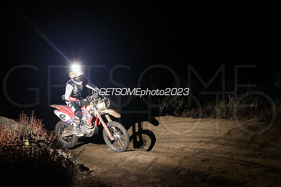 9X_111623_B1K_GETSOMEPHOTO_240243