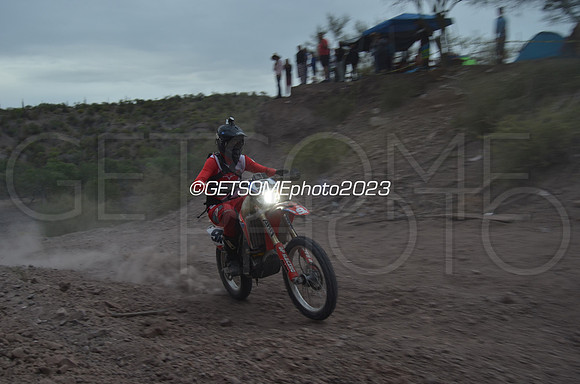 9X_111623_B1K_GETSOMEPHOTO_240201