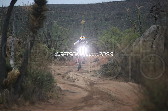 9x_111623_Baja1000_GETSOMEPHOTO_051307