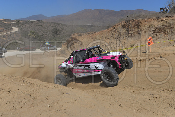 1954_010619_19B400_GetSomePhoto_064424