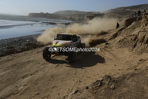 153_111524_BAJA1000_GETSOMEPHOTO_0071641