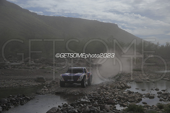 1_111623_B1K_GETSOMEPHOTO_230127