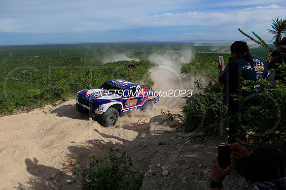 1_111623_Baja1000_GETSOMEPHOTO_049096