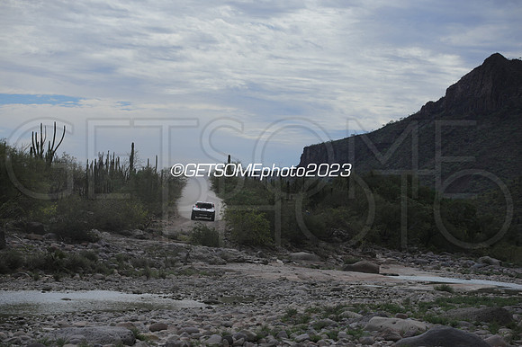 1L_111623_B1K_GETSOMEPHOTO_230232