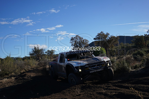 1L_111623_B1K_GETSOMEPHOTO_240460