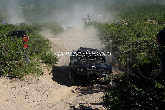 3L_111623_Baja1000_GETSOMEPHOTO_049244
