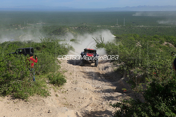 6_111623_Baja1000_GETSOMEPHOTO_049187