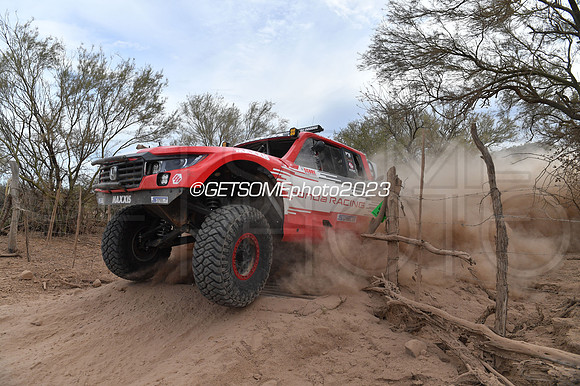 9_111623_B1K_GETSOMEPHOTO_238398