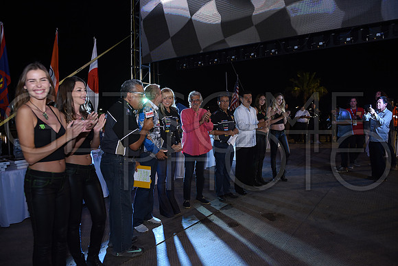 Awards_17B1000_getsomephoto_128941