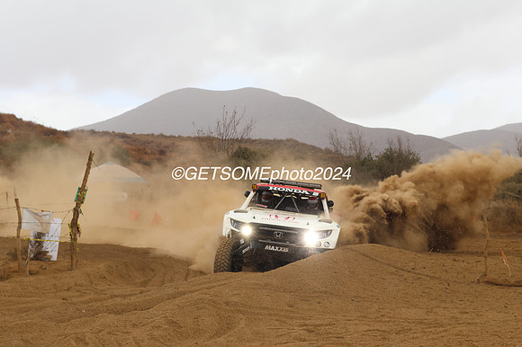 9_111524_BAJA1000_GETSOMEPHOTO_0071830