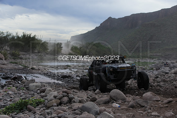 511_111623_B1K_GETSOMEPHOTO_233191