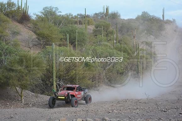 512_111623_B1K_GETSOMEPHOTO_241845