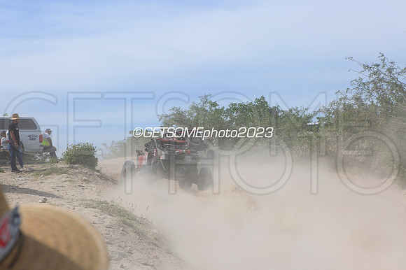512_111623_Baja1000_GETSOMEPHOTO_050009