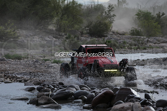 512_111723_Baja1000_GETSOMEphoto_100172